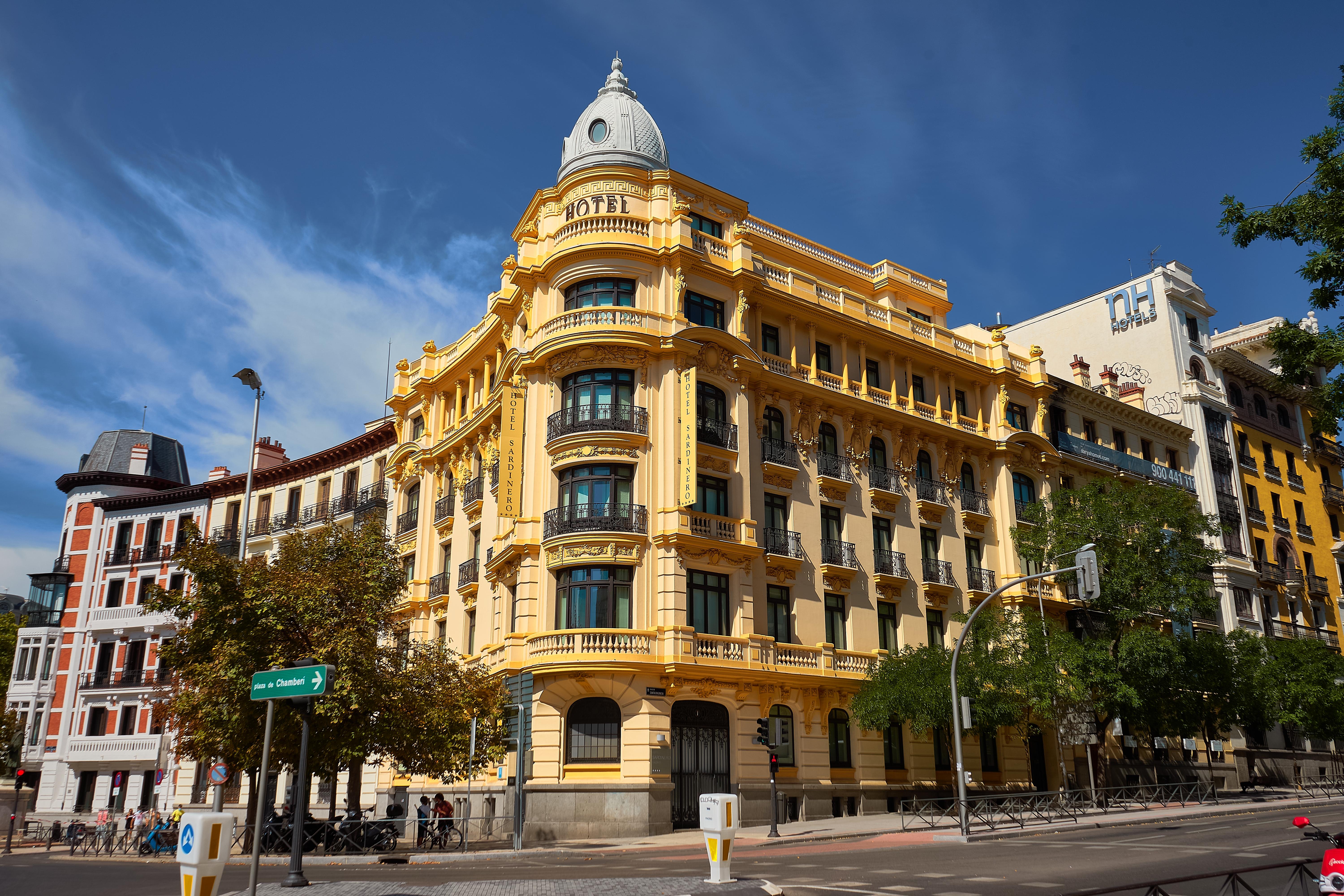 فندق ساردينيرو مدريد المظهر الخارجي الصورة
